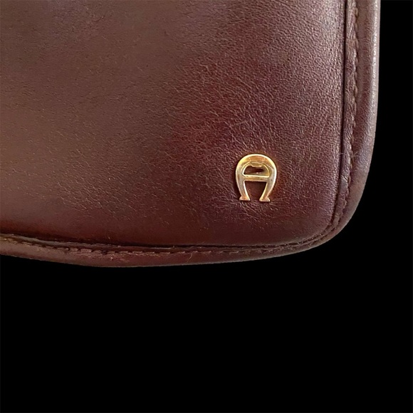 Stylish Etienne Aigner Brown Leather Shoulder Bag - Picture 4 of 11